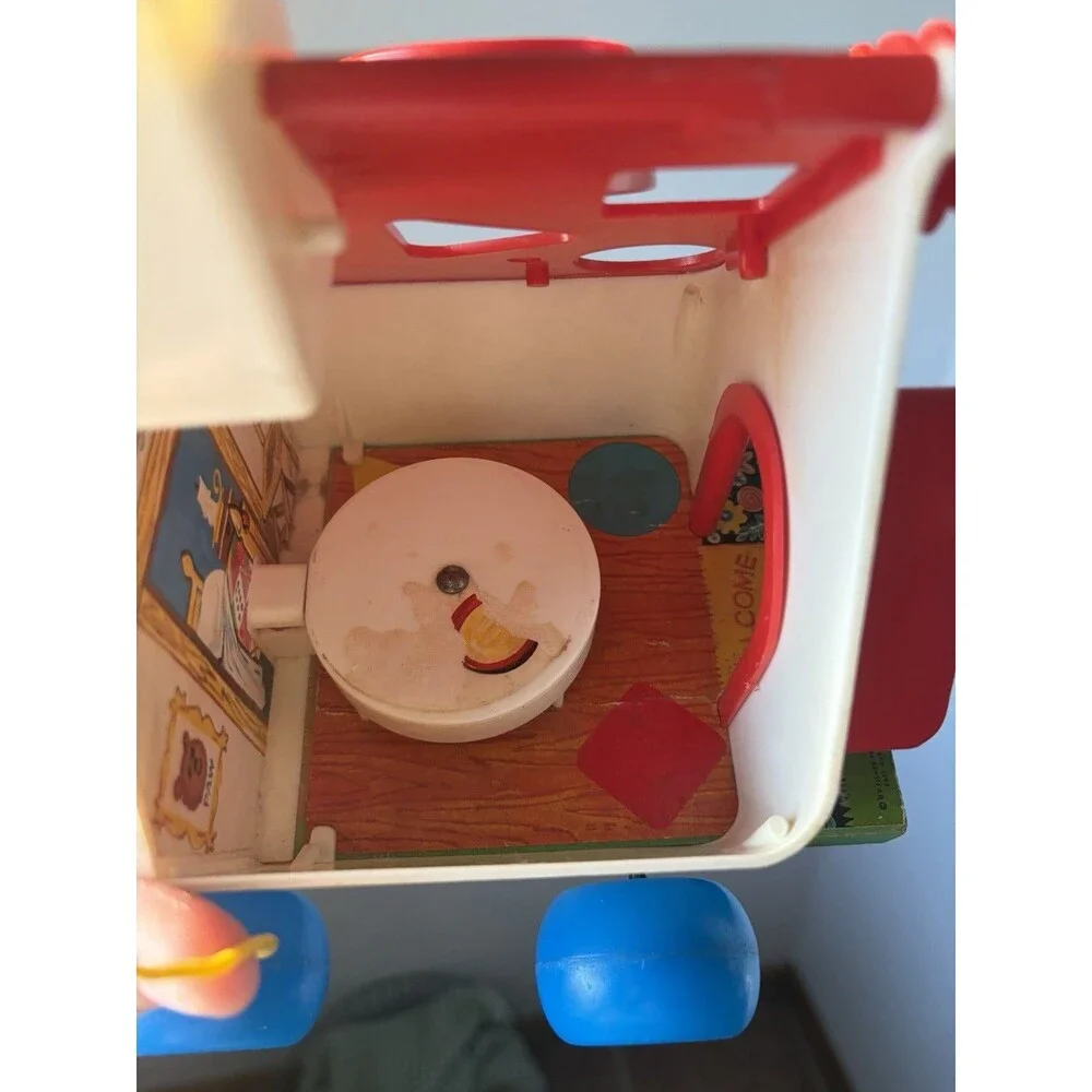 Fisher Price 1967 Goldilocks and the 3 Bears Pull Toy with Bell